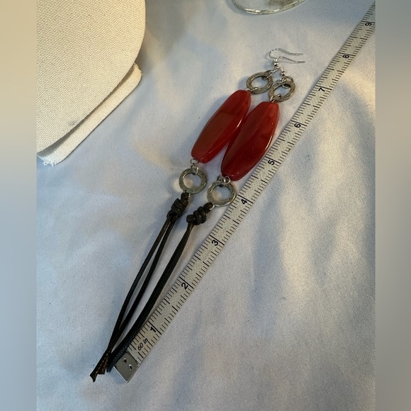 Long funky artisan mauve bead shoulder duster earrings - Picture 4 of 4